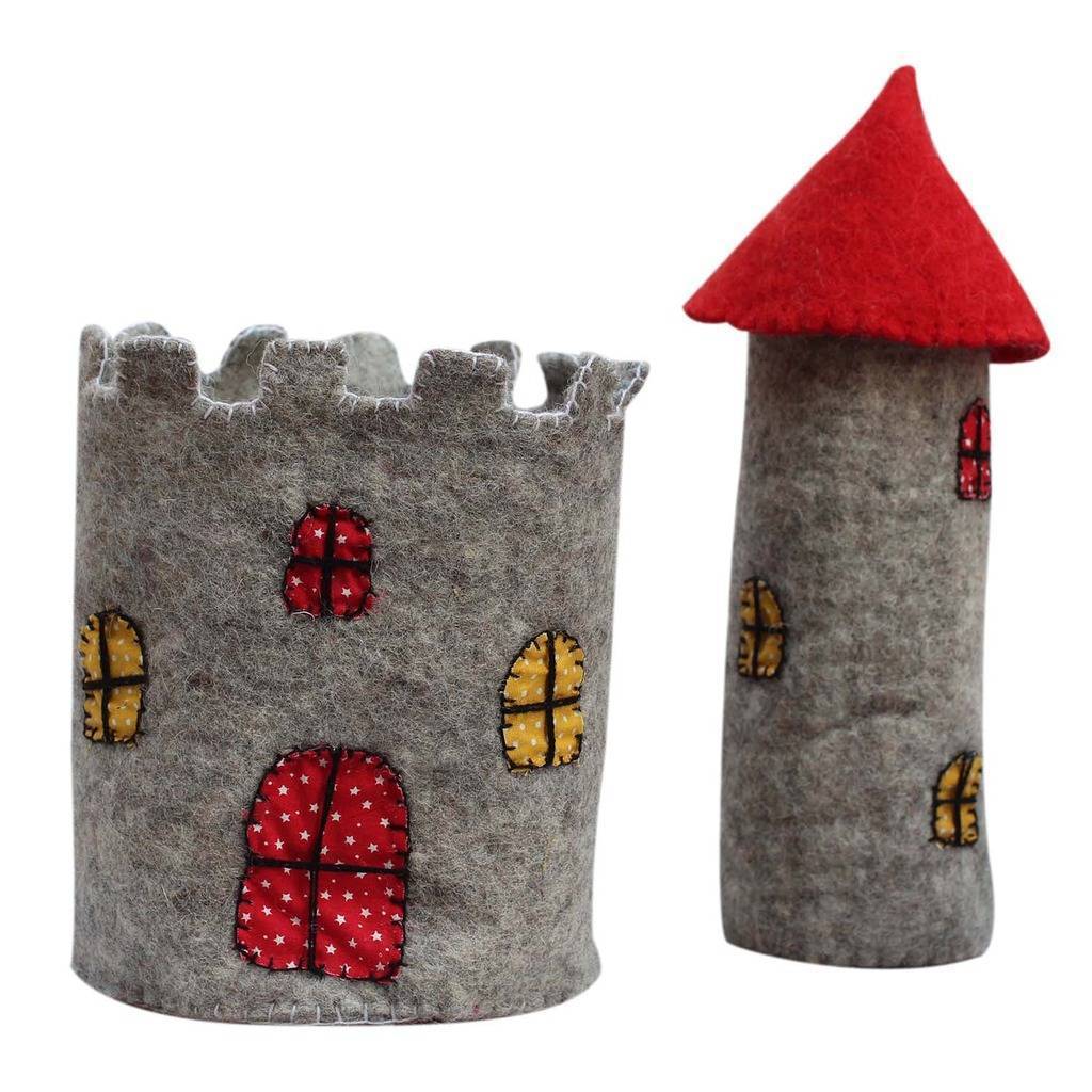 Castle Red Roof, Large